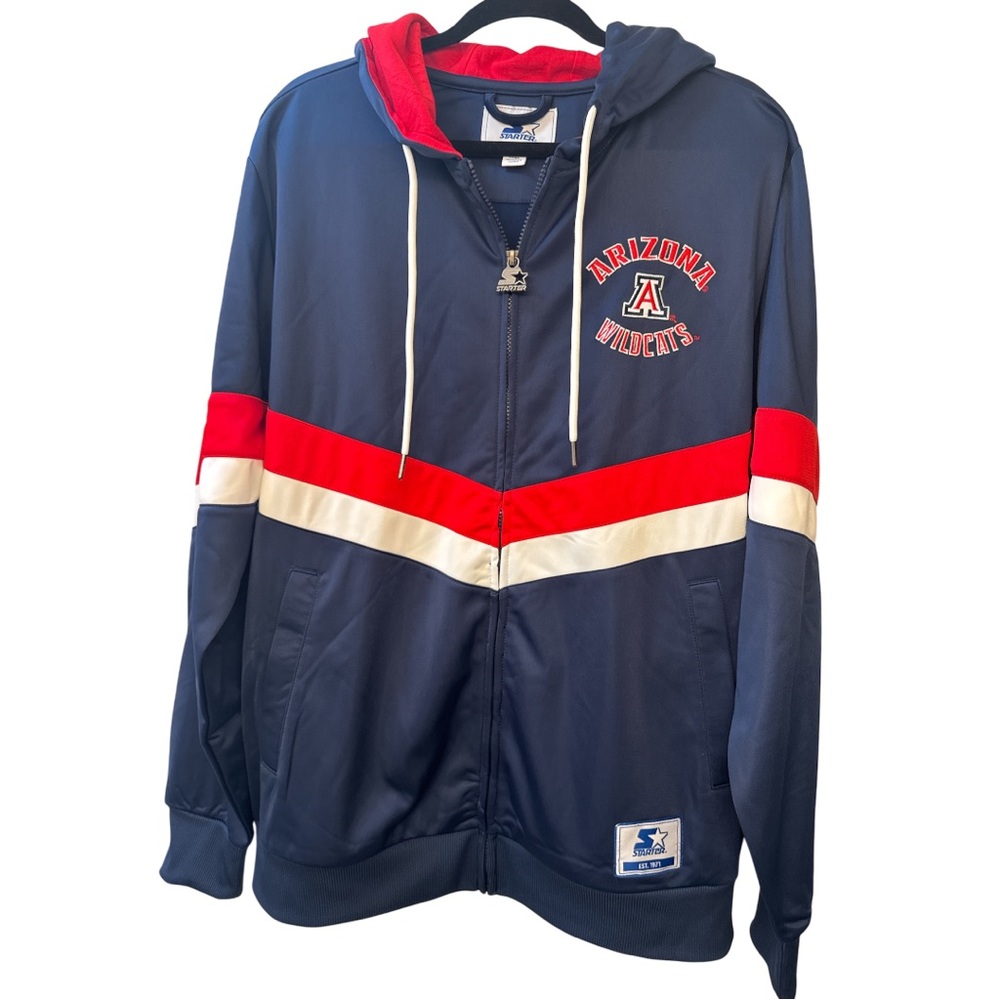 NWT  STARTER men’s Arizona Wildcats Navy Jacket with pockets and hood. Go Cats!!